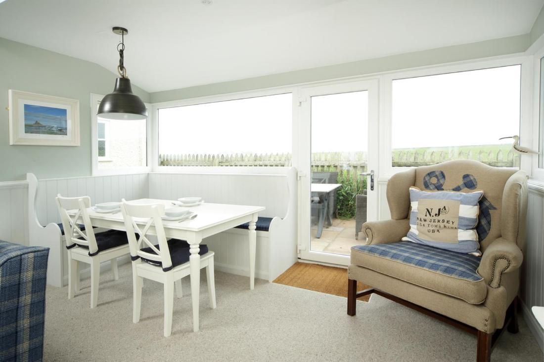 Point Cottages, Bamburgh Exterior photo